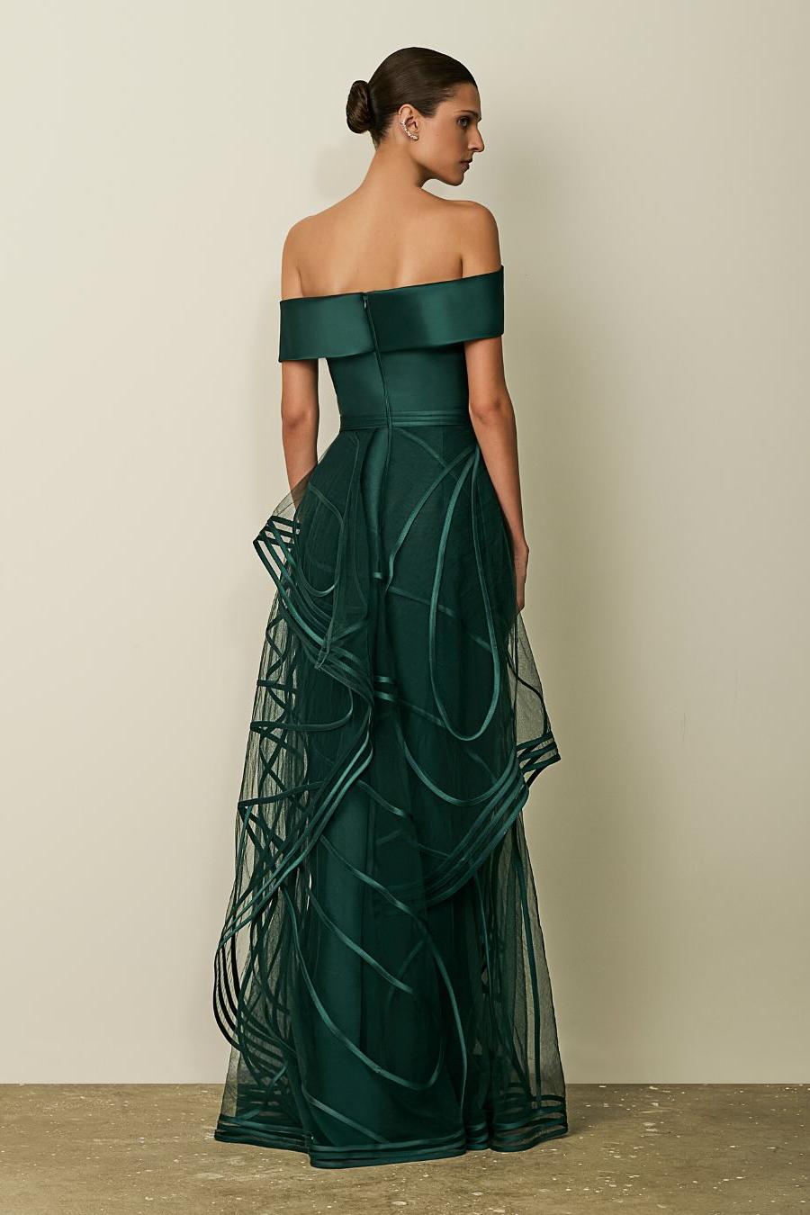 Glamorous Off the Shoulder Sleeveless Long Formal Dress With Tulle