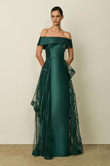 Glamorous Off the Shoulder Sleeveless Long Formal Dress With Tulle