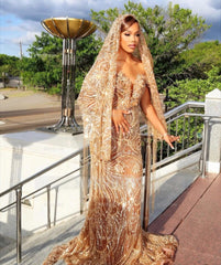 Gold Beaded Off-the-shoulder Prom Dress V-neck Mermaid Gown with Veil