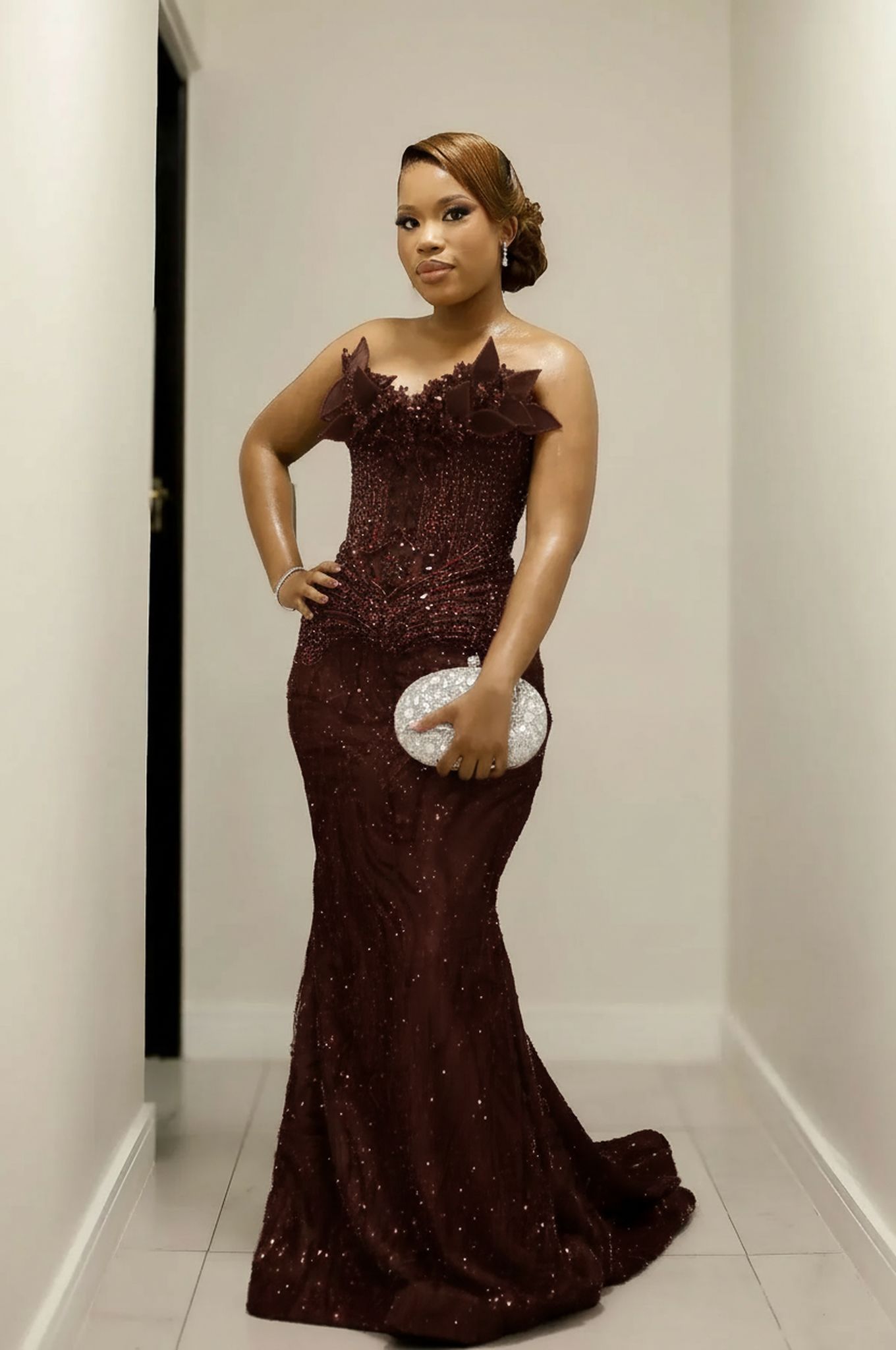 Gorgeous Long Burgundy Mermaid Strapless Beaded Sleeveless Prom Dress