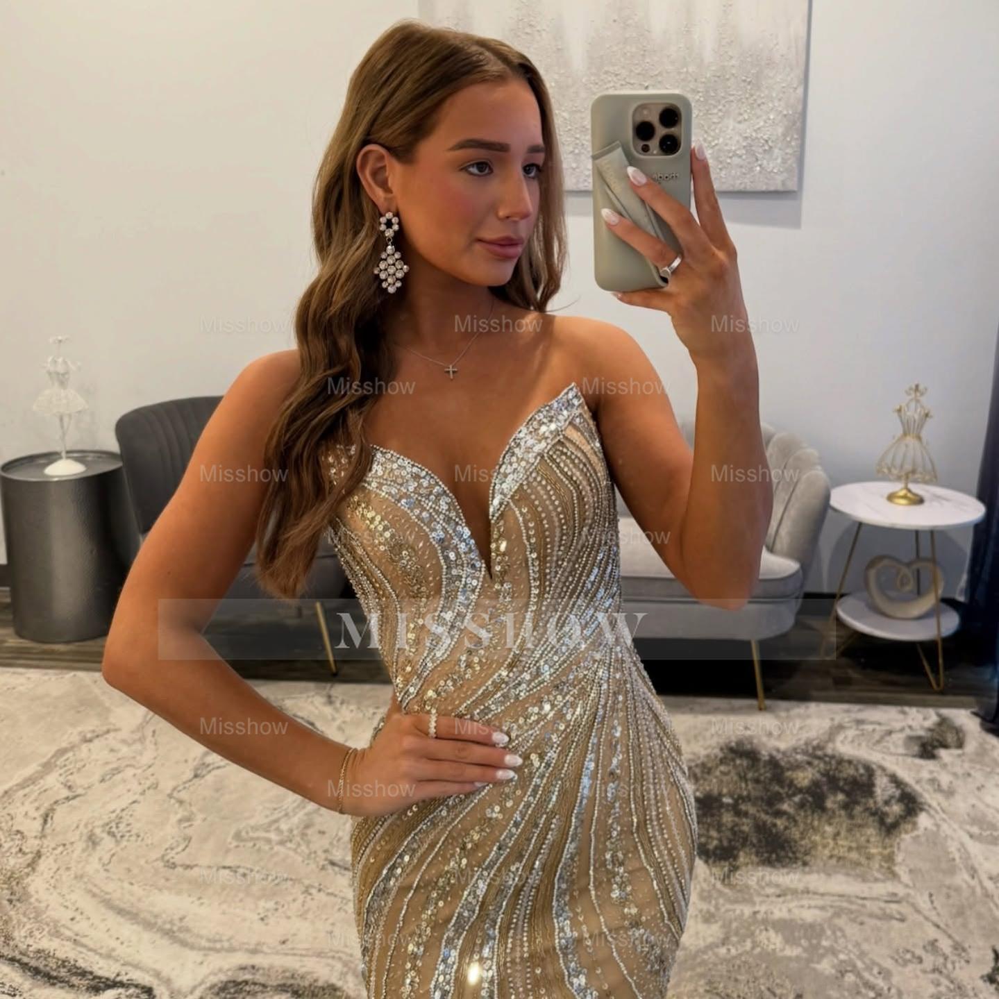 Gorgeous Long Mermaid Gold V-neck Sleeveless Prom Dress with Slit and Beads