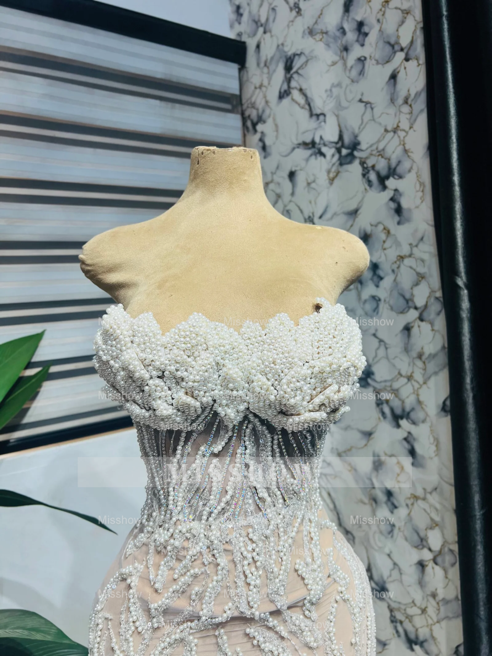 Gorgeous Long Mermaid Lace Beaded Strapless Prom Dress with Pearls