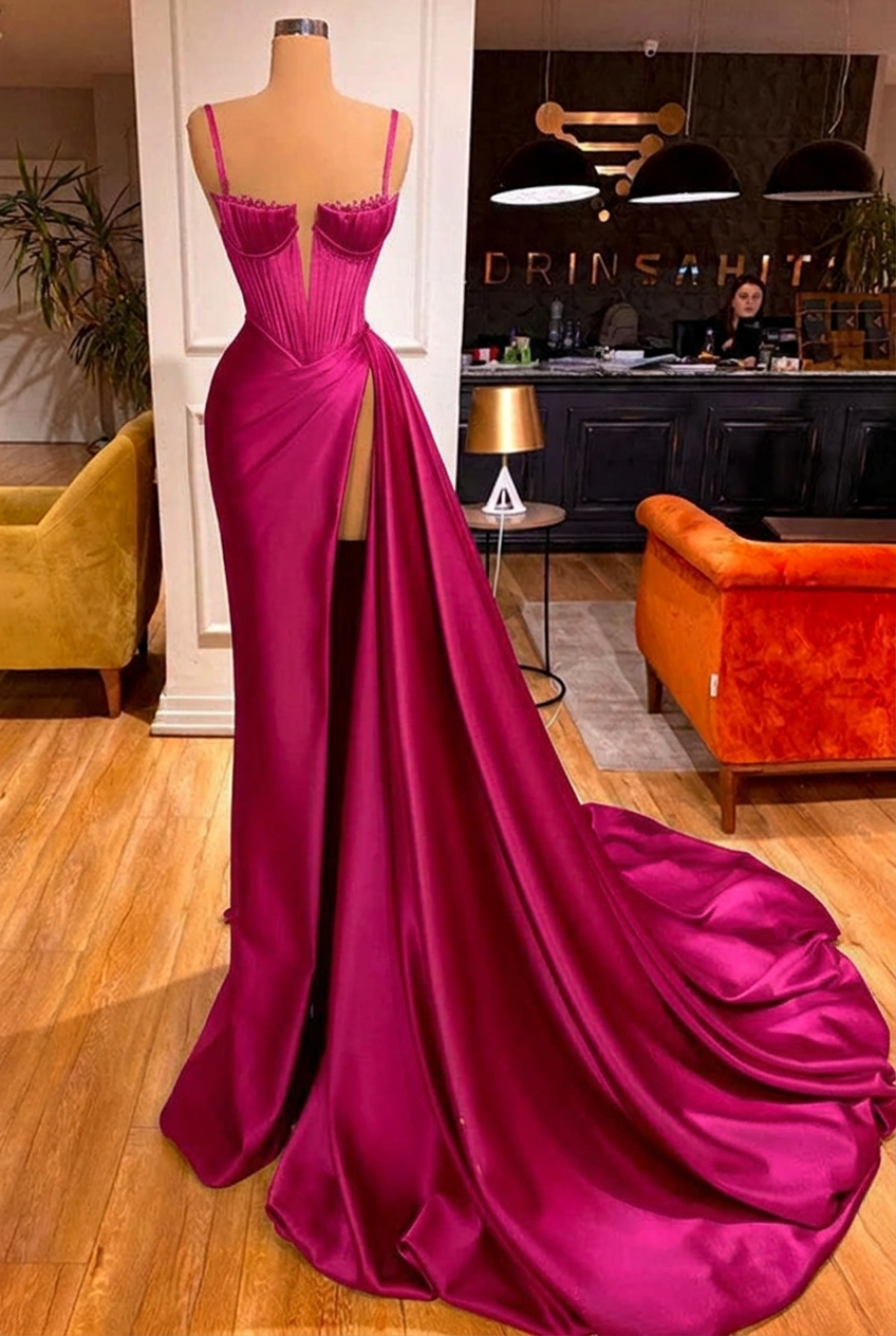 Fuchsia sweetheart split-front mermaid prom dress