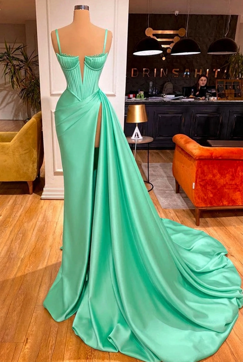 Mint green sweetheart split-front mermaid prom dress