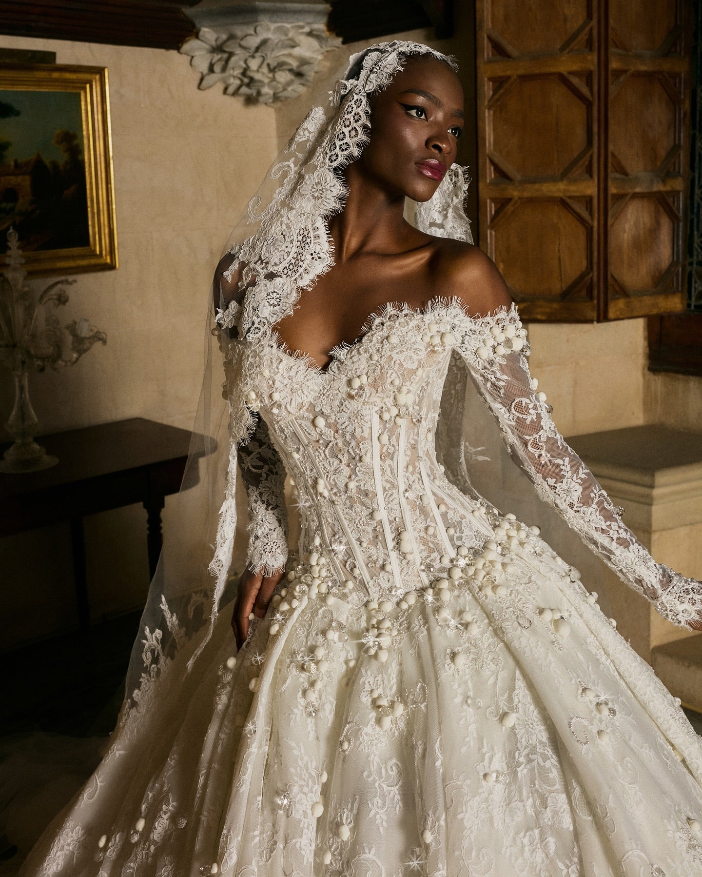 Gorgeous White Ball Gown Sweetheart Off-The-Shoulder Long Sleeves Lace Beaded Wedding Dress