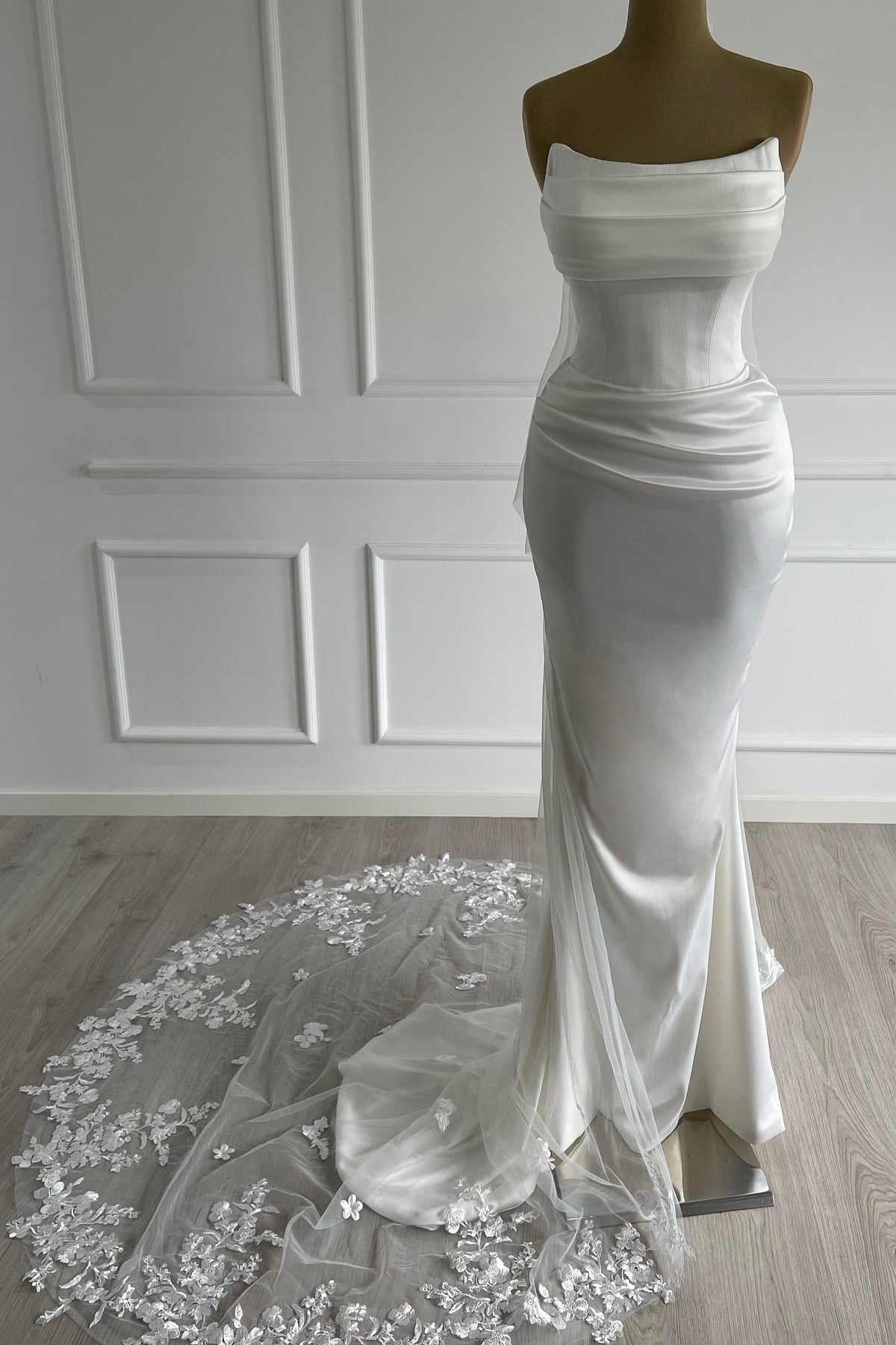 Graceful Ivory Strapless Sleeveless Mermaid Wedding Dress with Ruffles