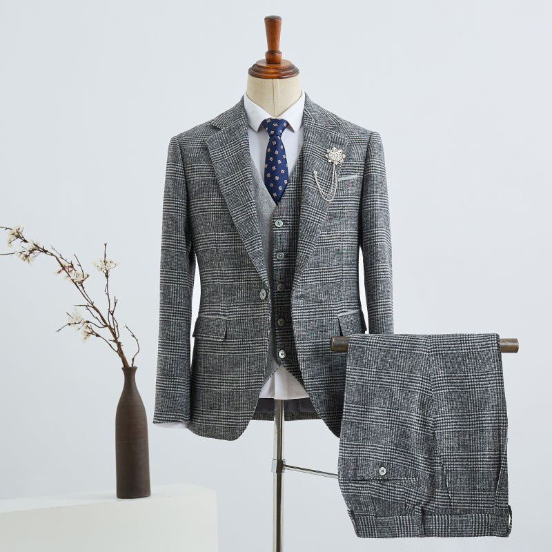 Gray Small Plaid Notched Lapel One Button Tailored Business Suit