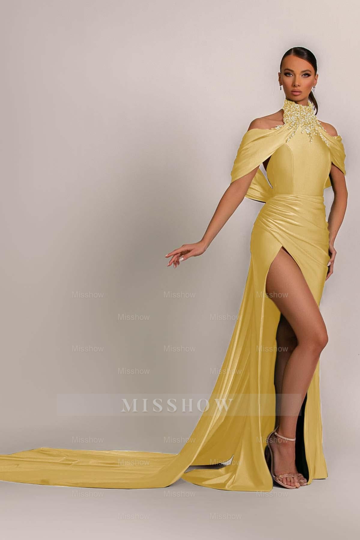 Green High Neck Pleated Mermaid Formal Dress Halter With Appliques