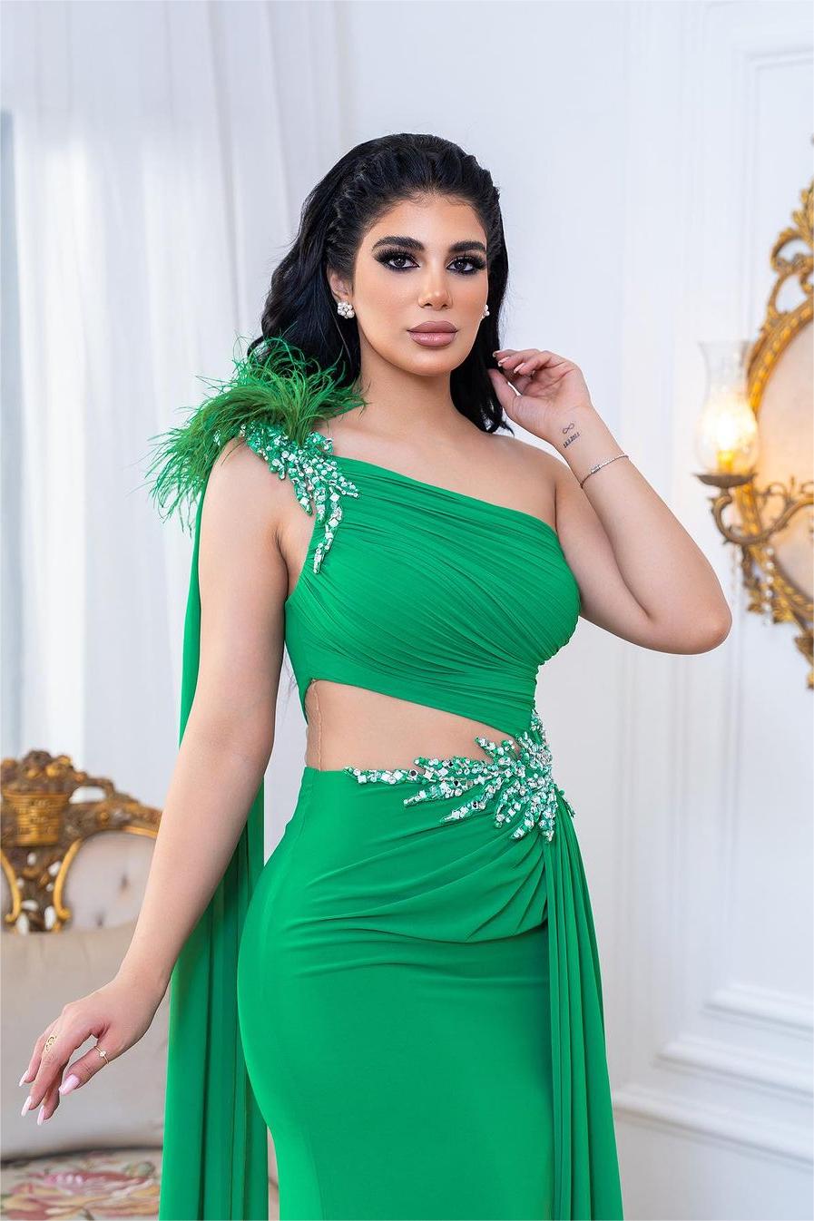 Green Mermaid One Shoulder Sleeveless Beaded Long Pleated Formal Dress With Feather