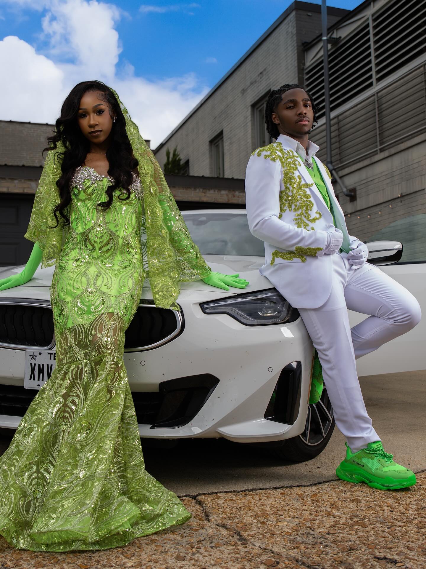 Green Strapless Sequined Prom Dress Sheer Mermaid Gown with Veil