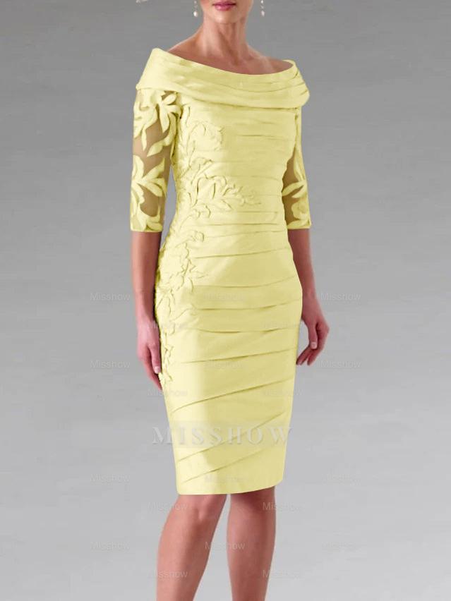 Half-Sleeve Knee-Length Sheath/Column Mother of the Bride Dress with Ruching and Appliques