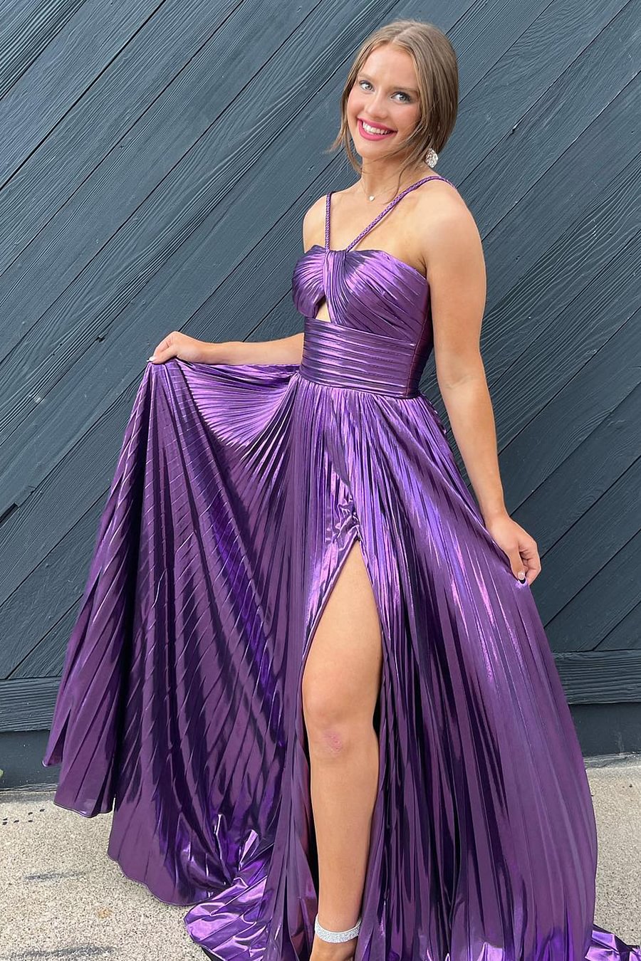 Halter Sweetheart Cut-Out Pleated Metallic A-Line Prom Dress Side Slit Floor Length