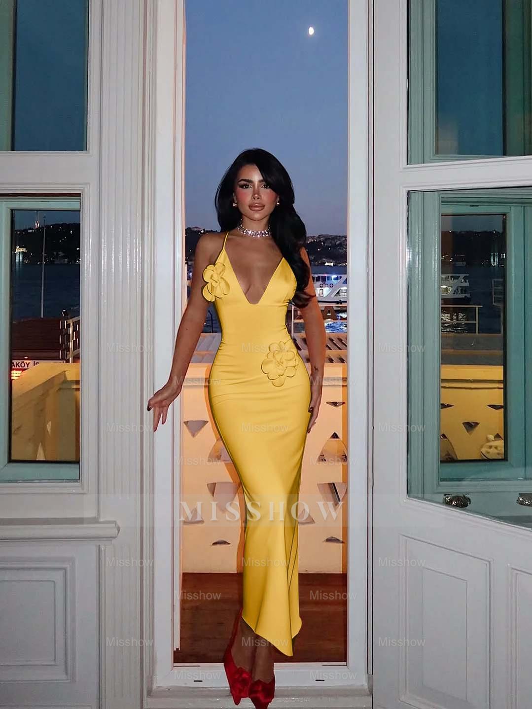 Halter V Neck Sleeveless Long Mermaid Formal Dress With Pleated