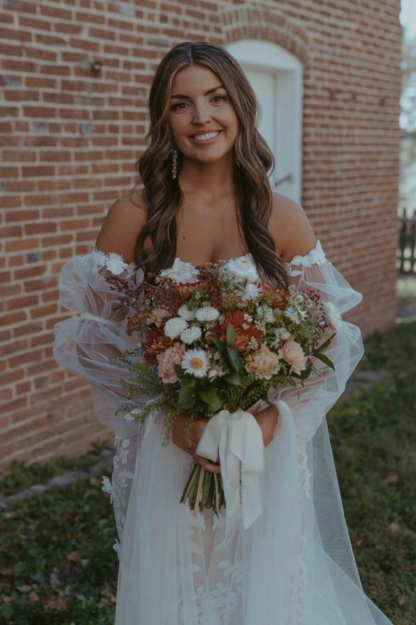 Ivory Mermaid Wedding Dress Sweetheart Deep V 3D Floral Lace Applique with Detachable Sheer Tulle Puff Long Sleeves Bow Tie Romantic Bridal Gown