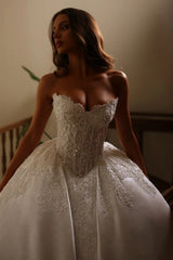 Ivory Satin Ball Gown Wedding Dress Strapless Scalloped Sweetheart Illusion Lace Corset Crystal Beading Princess Bridal Gown with Cathedral Train