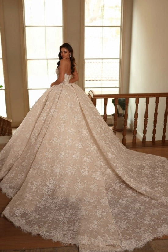 Ivory Sequin Lace Ball Gown Wedding Dress Strapless Sweetheart Crystal Beading Illusion Corset Princess Bridal Gown with Cathedral Train