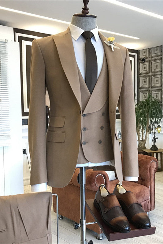 Khaki Peaked Lapel Three-Piece Close-Fitting Prom Suit For Men