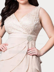 Knee-Length V-Neck Sheath Mother of the Bride Column Dresses