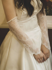 Lace Wedding Gloves with Pearls