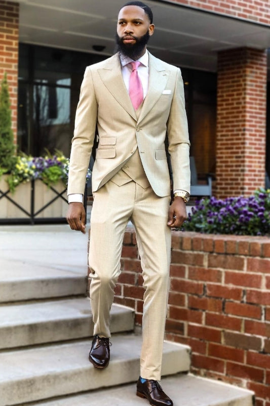 Latest Champagne Peak Lapel Three-Piece Prom Suit