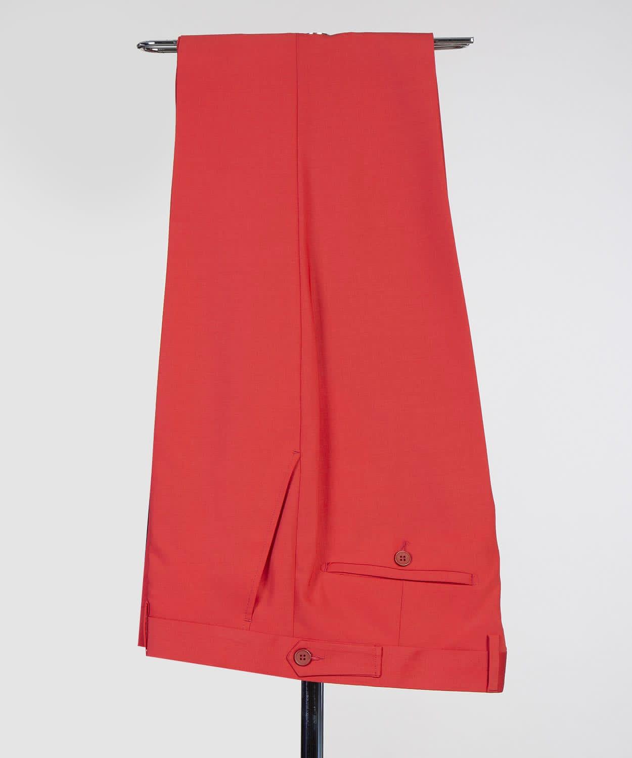 Latest Red Peak Lapel Three-Piece Fashionable Prom Suits