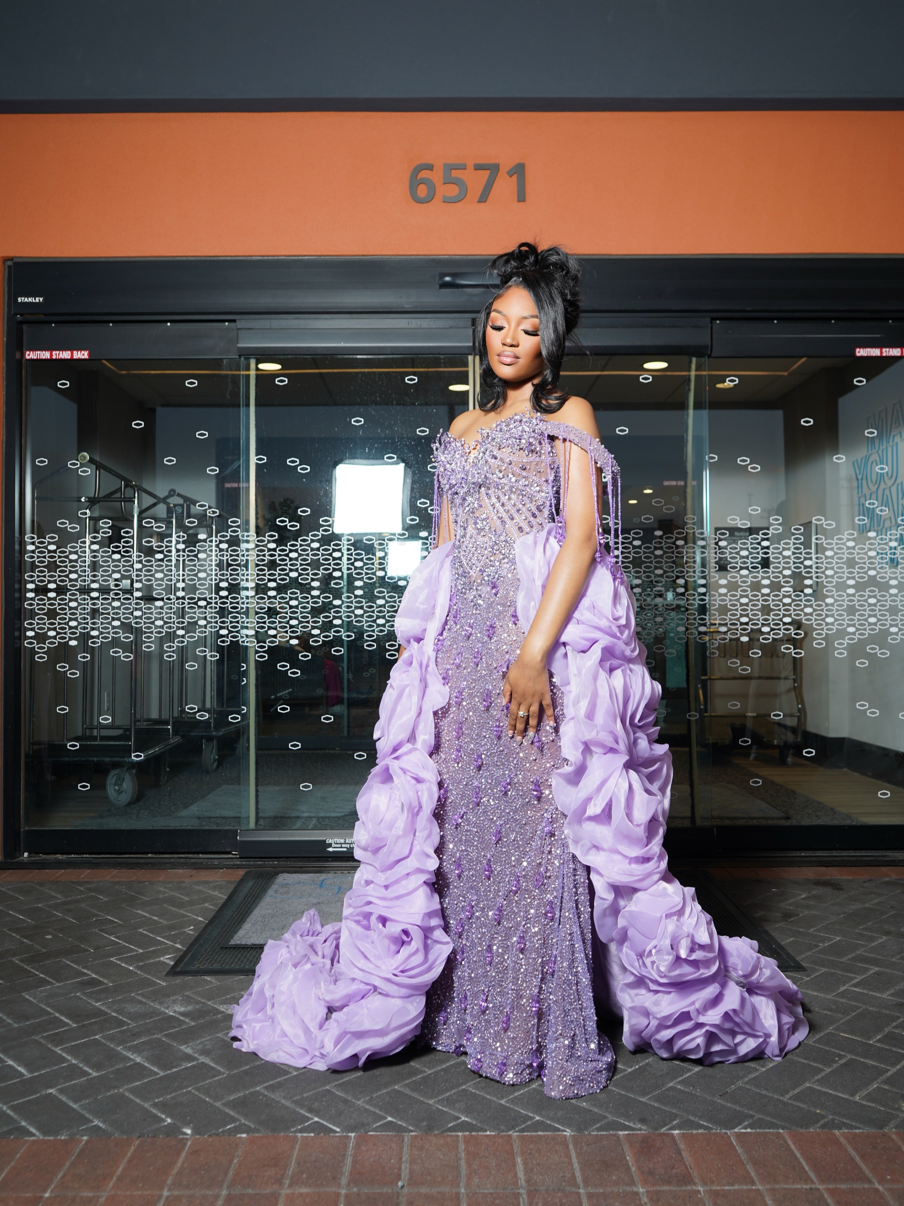 Lilac Crystal Beaded Mermaid Prom Dress Off Shoulder Sweetheart Illusion Bodice Crystal Tassel Straps 3D Ruffle Flower Skirt Sweep Train