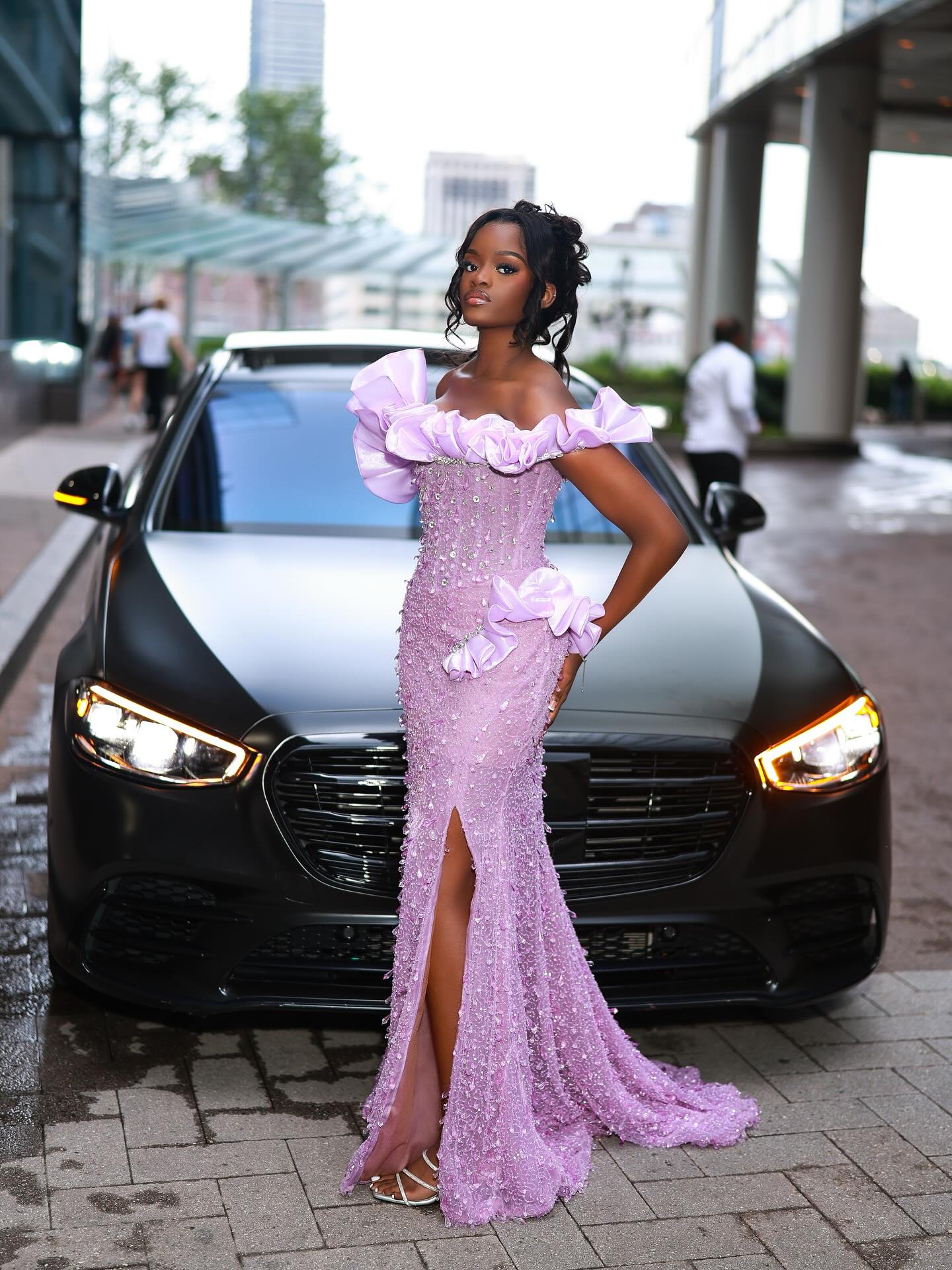 Lilac Mermaid Prom Dress Off Shoulder Sweetheart Oversized Multi-Tier Organza Ruffle Puff Sleeve 3D Satin Bow Floral Waist 3D Micro Floral Beading Scattered Rhinestone Sequin High Split Sweep Train Gown