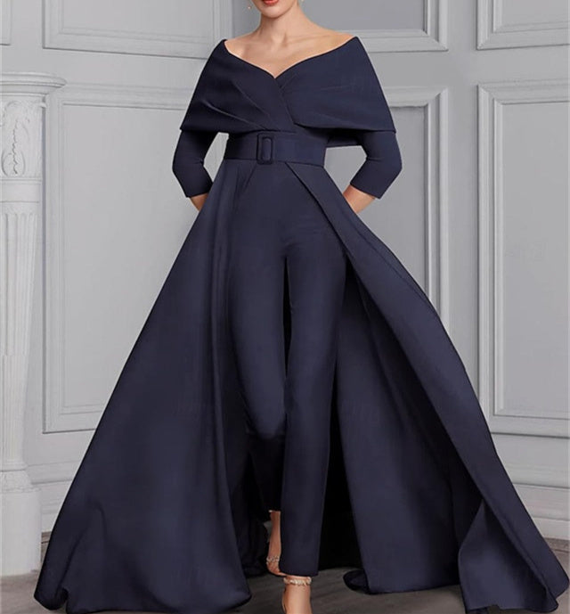Long-Sleeve Scoop Neck Pantsuit for the Mother of the Bride Featuring a Belt