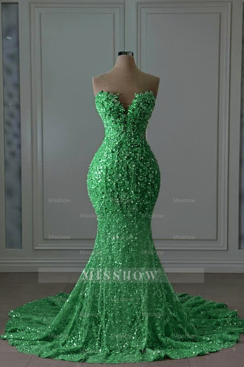 Luxurious Ivory Sweetheart Mermaid Wedding Dress with Beaded Lace and Sequins - Sleeveless Bridal Gown