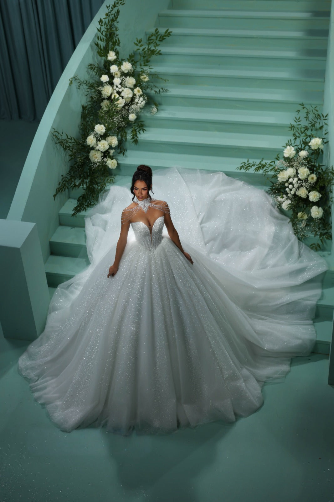 Luxury Long White Ball Gown Strapless Sequined Tulle Wedding Dress