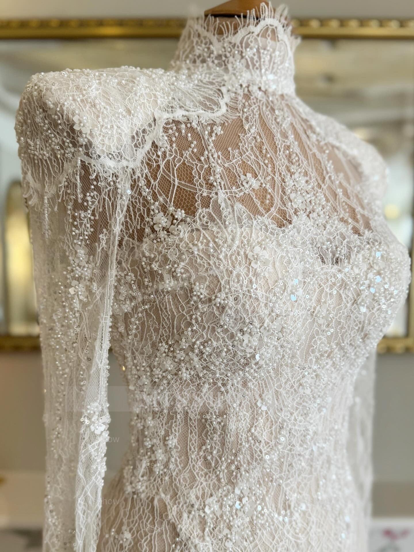 Luxury Long White Mermaid High Neck Lace Beaded Wedding Dress with Detachable Train