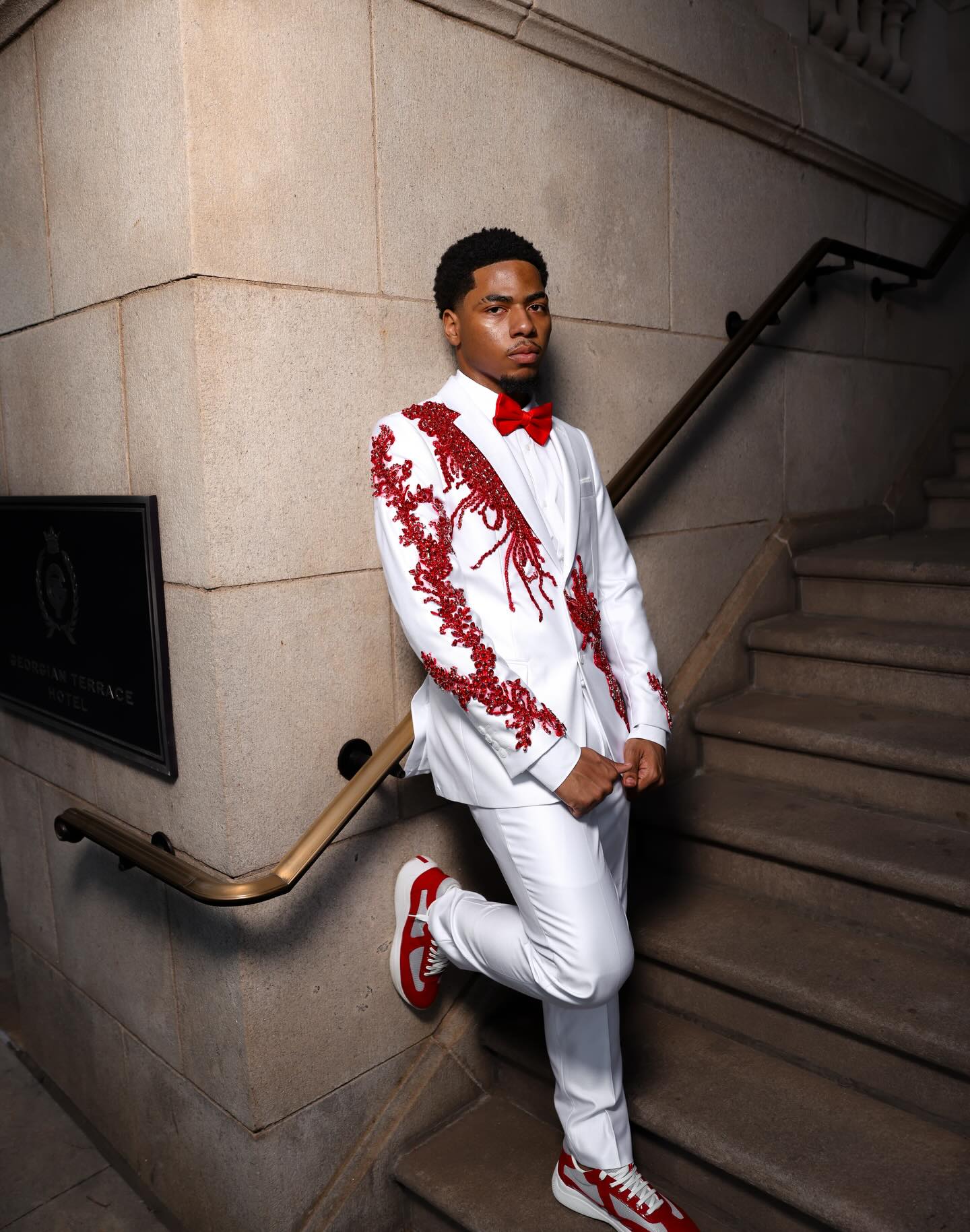 Luxury Red Sequin Beads Prom Dress Off The Shoulder Mermaid Formal Gown with Veil