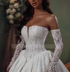 Luxury White Sweetheart Off-The-Shoulder Long Sleeves Ball Gown Lace Wedding Dresses with Veil
