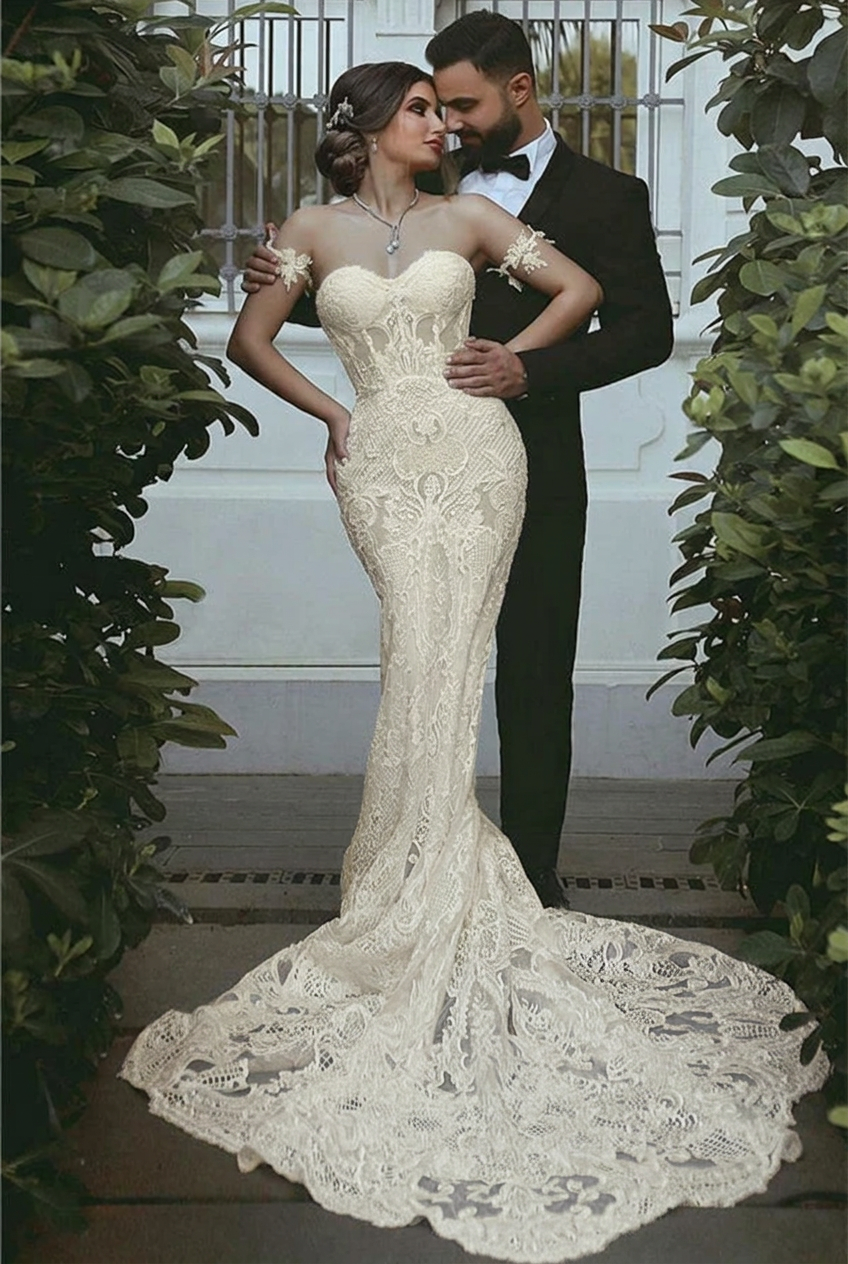 Ivory sweetheart lace mermaid wedding dress