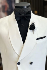 Minimalist White Shawl Collar Double Breasted Groom's Wedding Suit