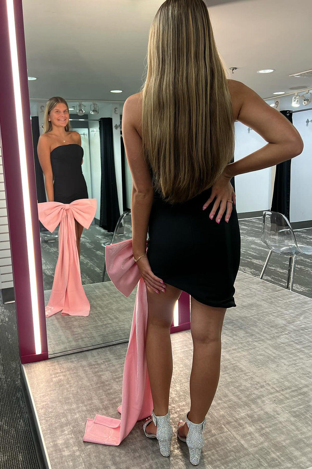 Misshow Black Sweetheart Tight Short Homecoming Dress/Mini Dress With Bow