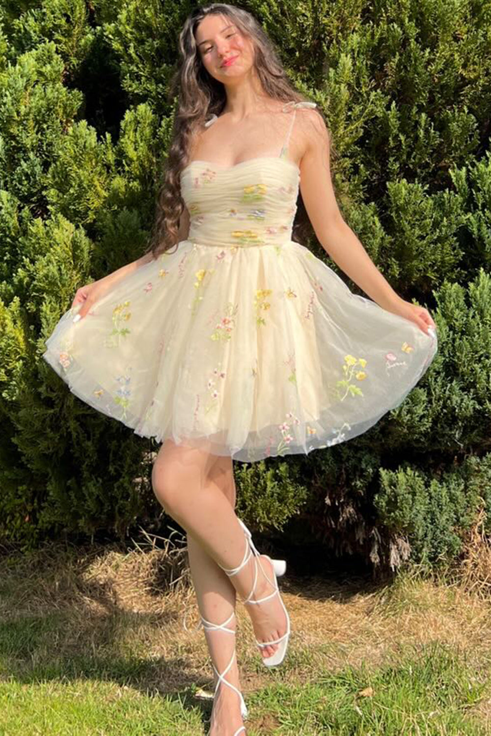 Misshow Champagne A-Line Embroidery Short Homecoming Dress/Mini Dress