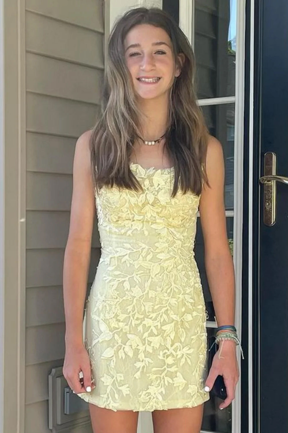 Misshow Coral Short Tight Homecoming Dress/Mini Dress with Lace Beading