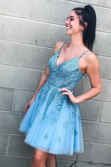 Misshow Cute A Line V Neck Light Blue Short Homecoming Dress/Mini Dress with Appliques