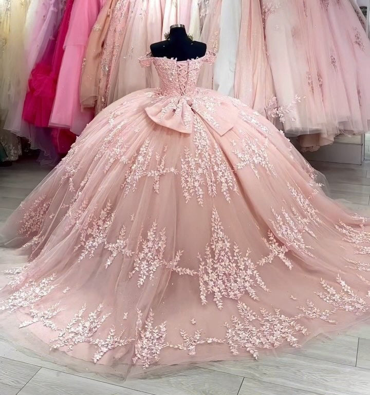 Misshow Exquisite Off-Shoulder Ball Gown with Lace Appliques & Bow Detail Pink Tulle Quinceanera Dress for Sweet 16 & Princess Birthday Parties