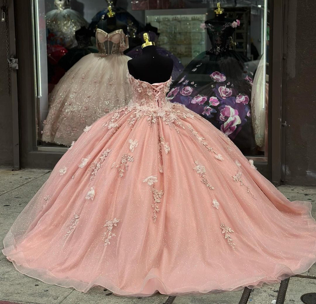 Misshow Exquisite Pink Tulle Quinceanera Dress Off-Shoulder Sweetheart Neckline with Lace Appliques & Beaded Detailing for Sweet 16 & Evening Galas