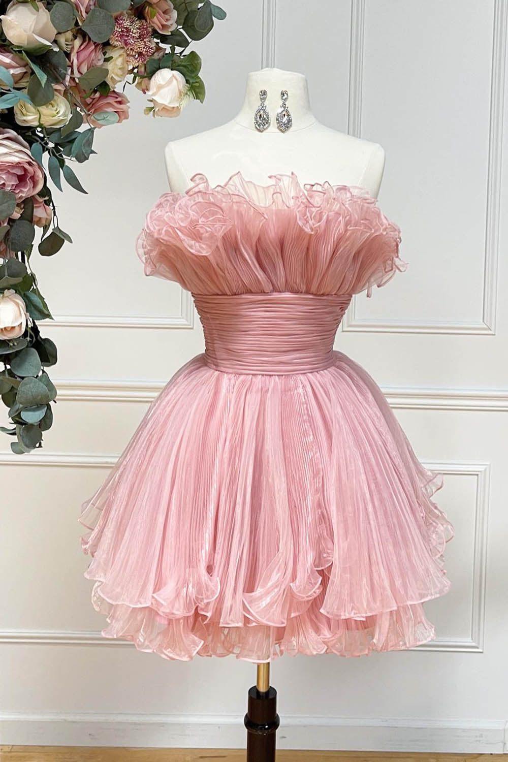 Misshow Fluffy Blue A-Line Strapless Ruffled Short Homecoming Dress/Mini Dress