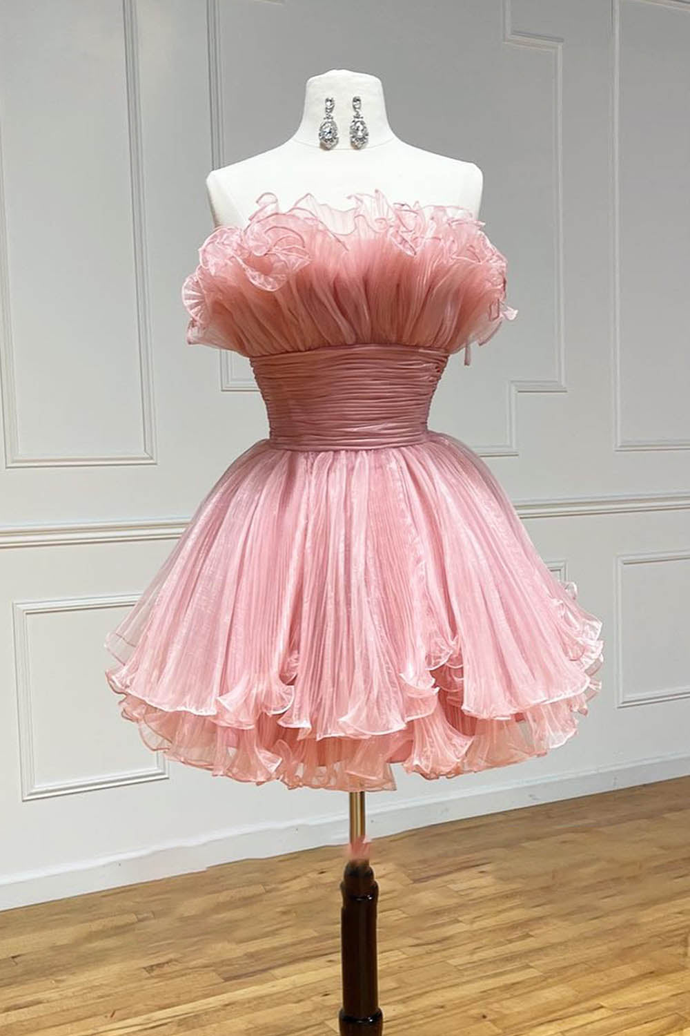 Misshow Fluffy Blue A-Line Strapless Ruffled Short Homecoming Dress/Mini Dress