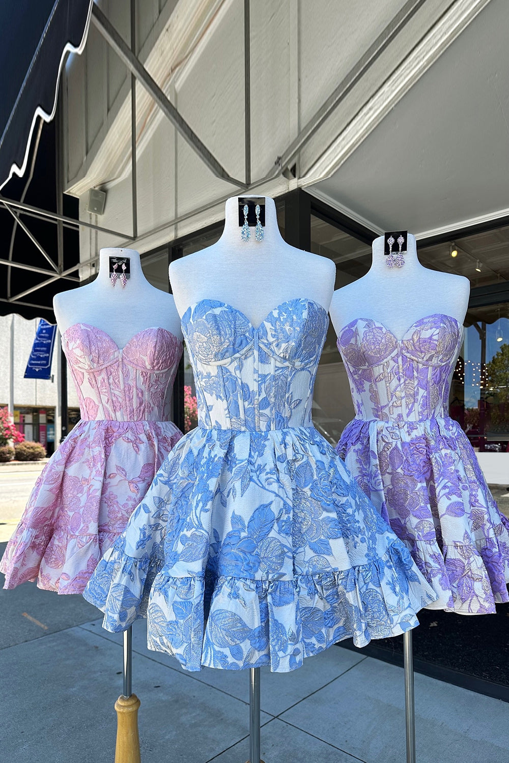 Misshow Fluffy Blue Floral Corset Strapless A Line Short Homecoming Dress/Mini Dress
