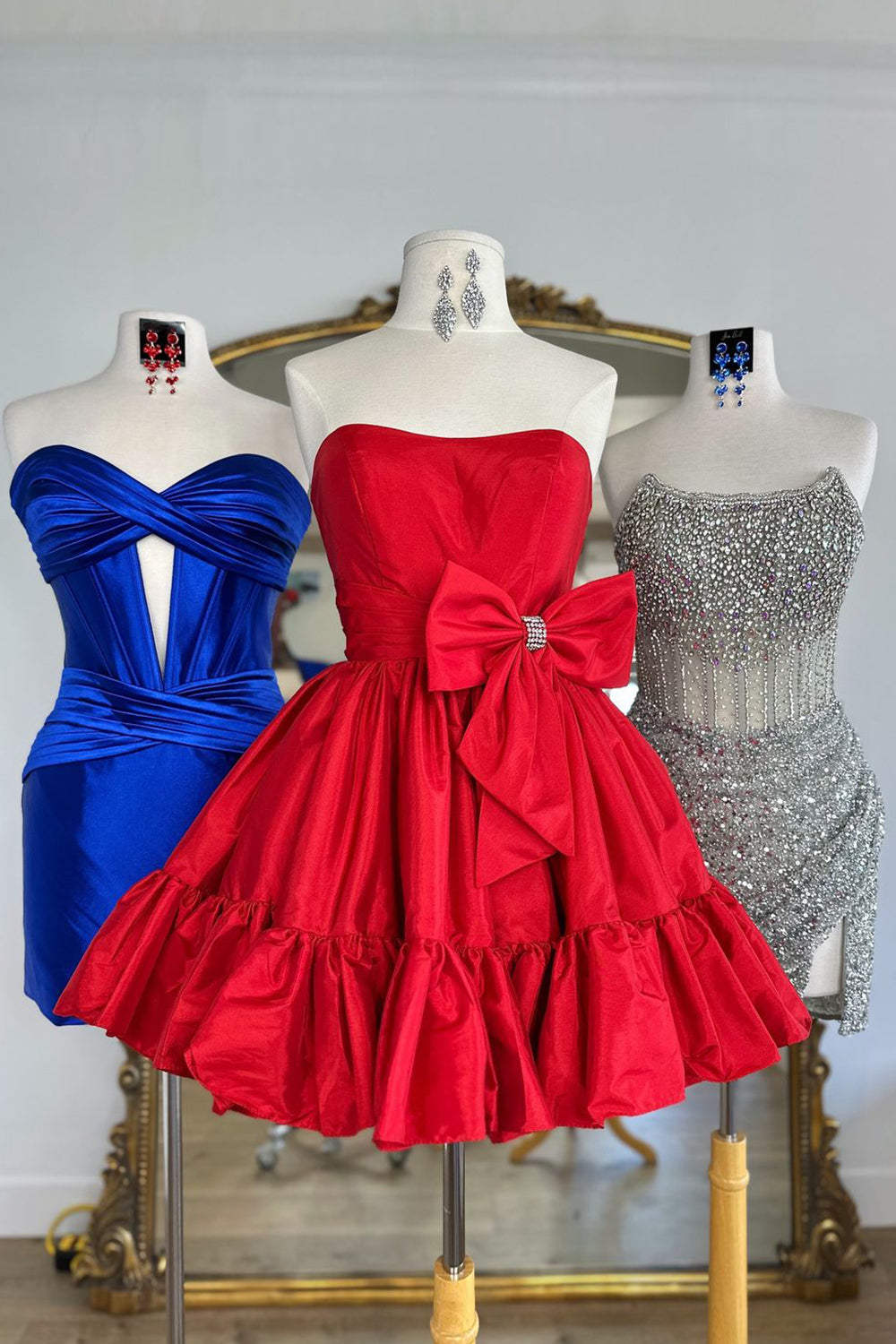 Misshow Fluffy Fuchsia Strapless A Line Tiered Short Homecoming Dress/Mini Dress with Bow