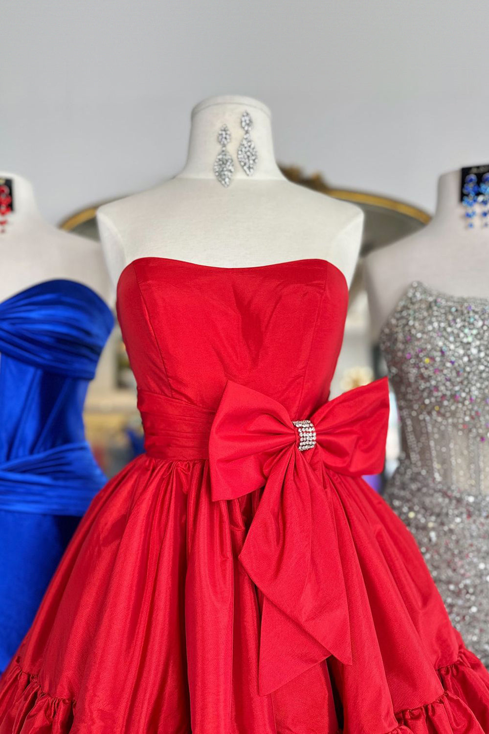 Misshow Fluffy Fuchsia Strapless A Line Tiered Short Homecoming Dress/Mini Dress with Bow