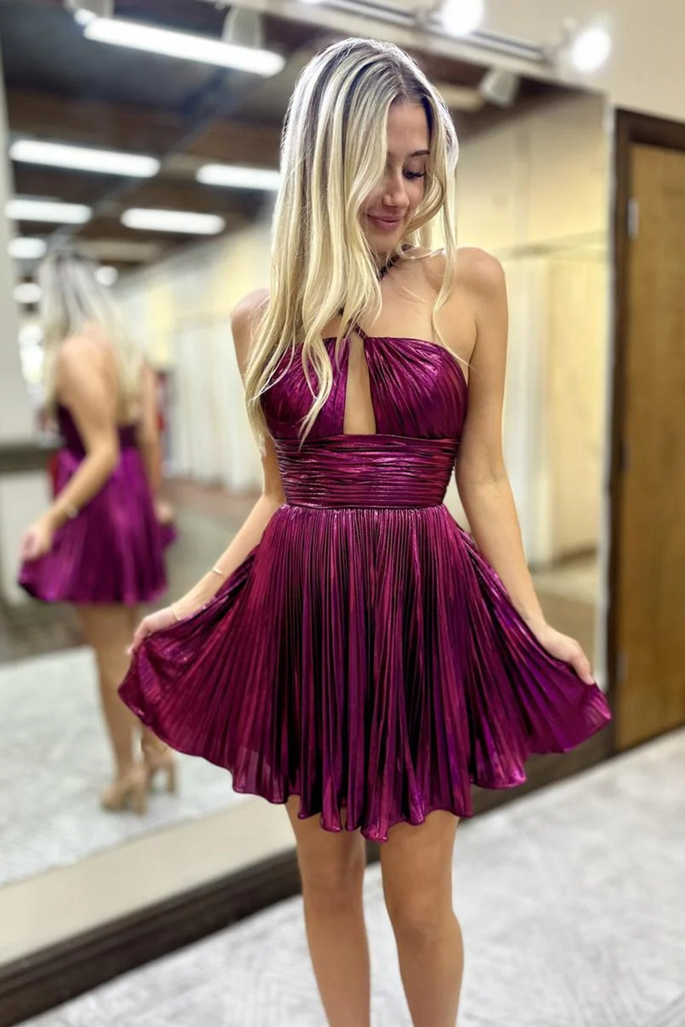 Misshow Fuchsia A-Line Metallic Short Pleated Homecoming Dress/Mini Dress