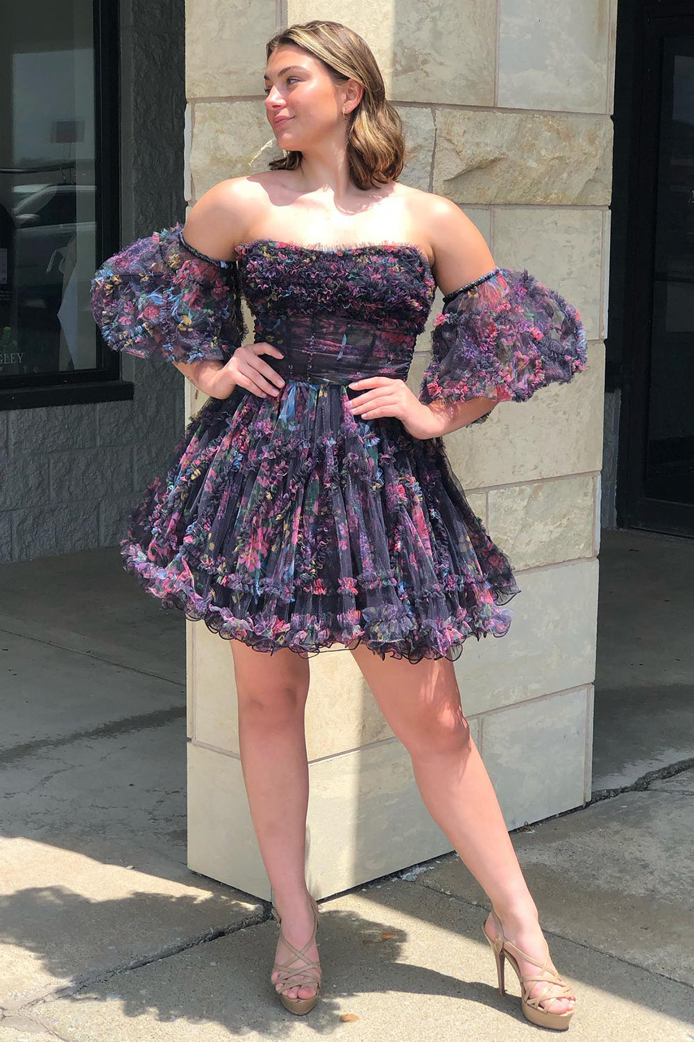 Misshow Fuchsia Corset Puff Sleeves A-Line Short Homecoming Dress/Mini Dress with Ruffles