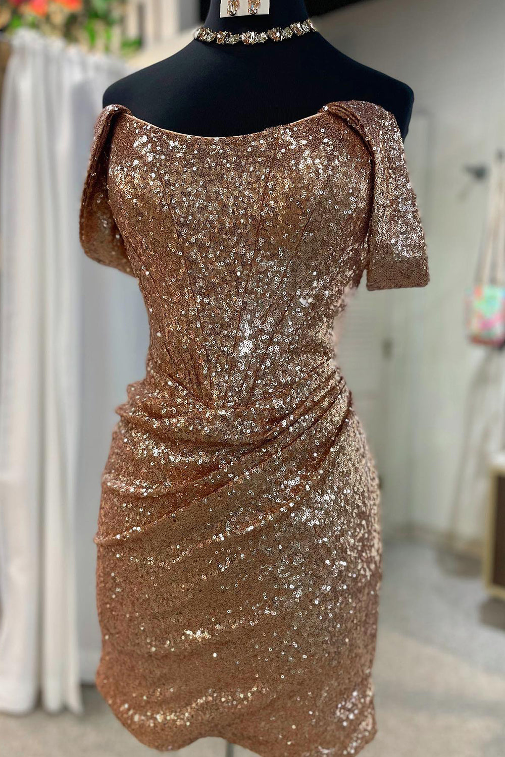 Misshow Fuchsia Detachable Off the Shoulder Sequins Tight Homecoming Dress/Mini Dress