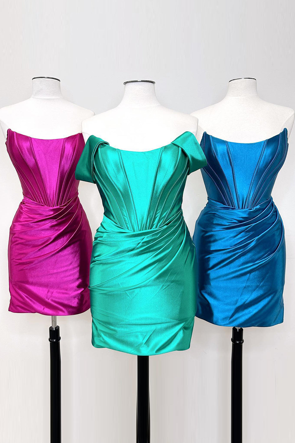 Misshow Fuchsia Off the Shoulder Ruched Tight Homecoming Dress/Mini Dress